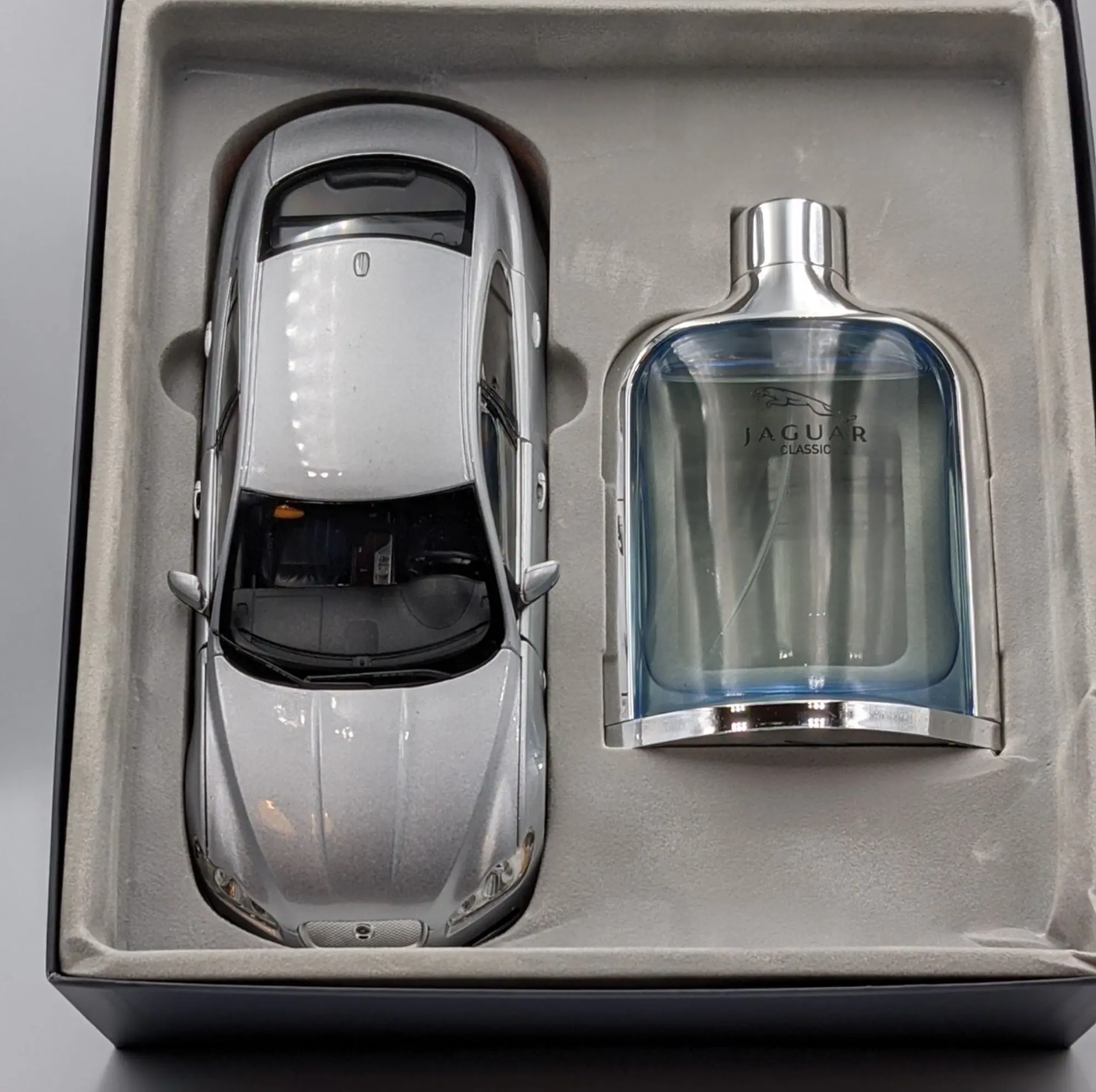 Classic Car Set Eau de Toilette 100 ml + Jaguar XF